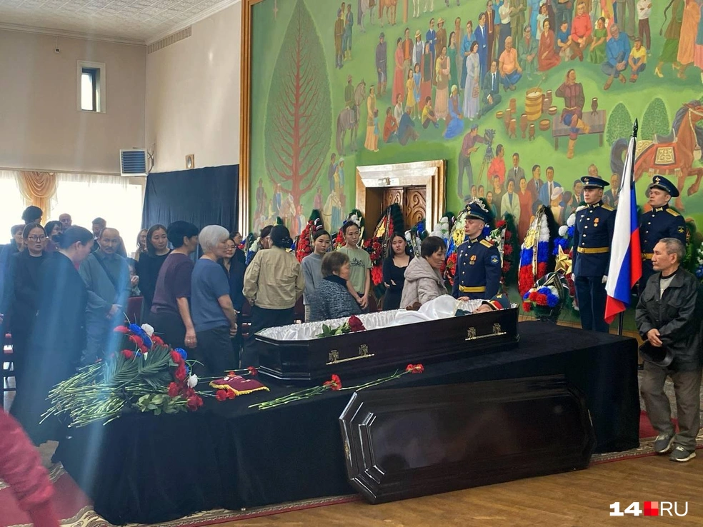 Проститься с Алексеем пришло много якутян | Источник: Надежда Ефимова / 14.RU