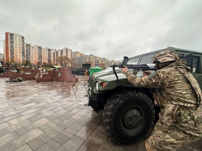 Стрельба и слезы. В Кудрово спецназ победил «террористов» | Источник: Официальный telegram-канал администрации Заневского городского поселения Всеволожского муниципального района