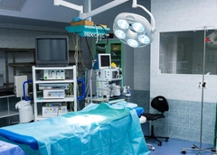 В Красногорске 10-летний Глеб поднял купюру и лишился пальцев из-за взрыва: данные о состоянии ребенка