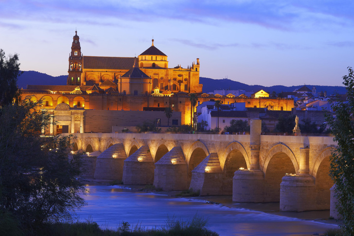 Собор с минаретом: как в архитектуре Южной Испании объединились два исторических противника