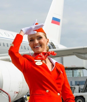 Стюардесса назвала одну вещь, которую никогда нельзя делать в туалете самолета