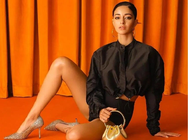 Одна из самых красивых женщин Индии — Анания Пандей снялась для Jimmy Choo
