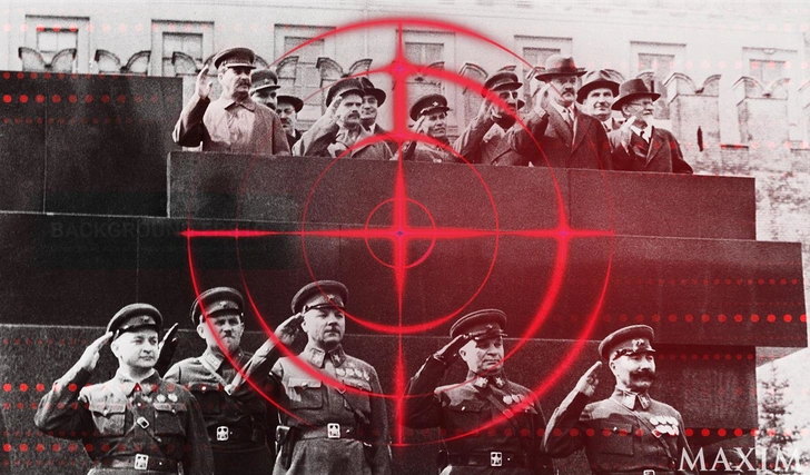 Первомай 1937 года. Вверху (слева направо): Сталин, Каганович, Акулов, Андреев, Димитров, Ежов, Микоян, Молотов, Чубар и Калинин. Внизу (слева направо): маршалы Тухачевский, Белов, Ворошилов, Егоров и Буденный. | Источник: Getty Images / коллаж MAXIM 