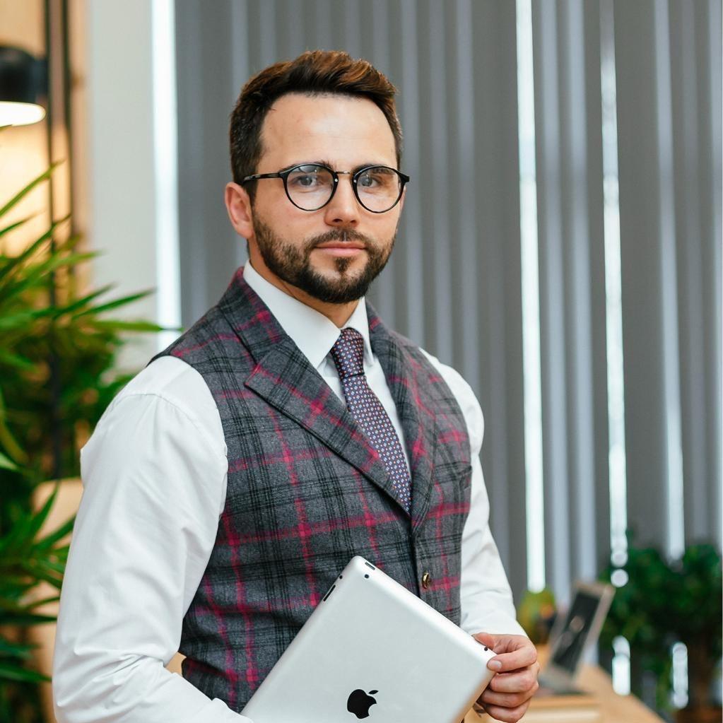 <p>Дмитрий Кваша</p>