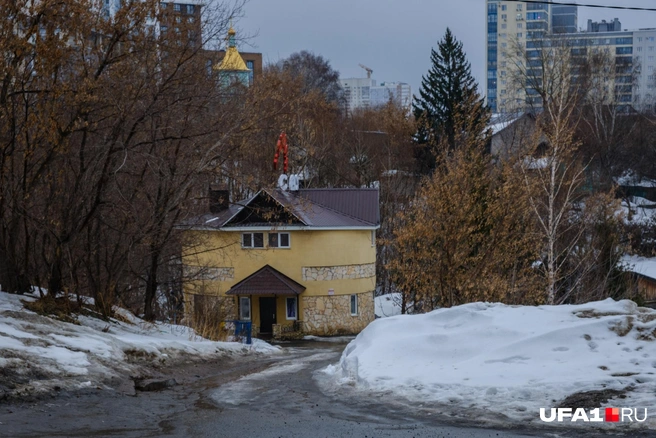 Это баня в самом начале улицы Посадская | Источник: Булат Салихов / UFA1.RU