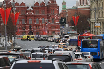 Москву сковали шестибалльные пробки: перекрытия и ДПС
