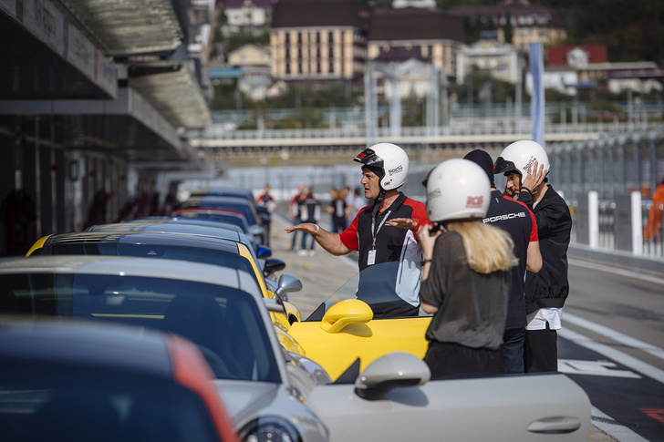 Вирус Porsche: как прокатиться на всех моделях автомобильного бренда за один день