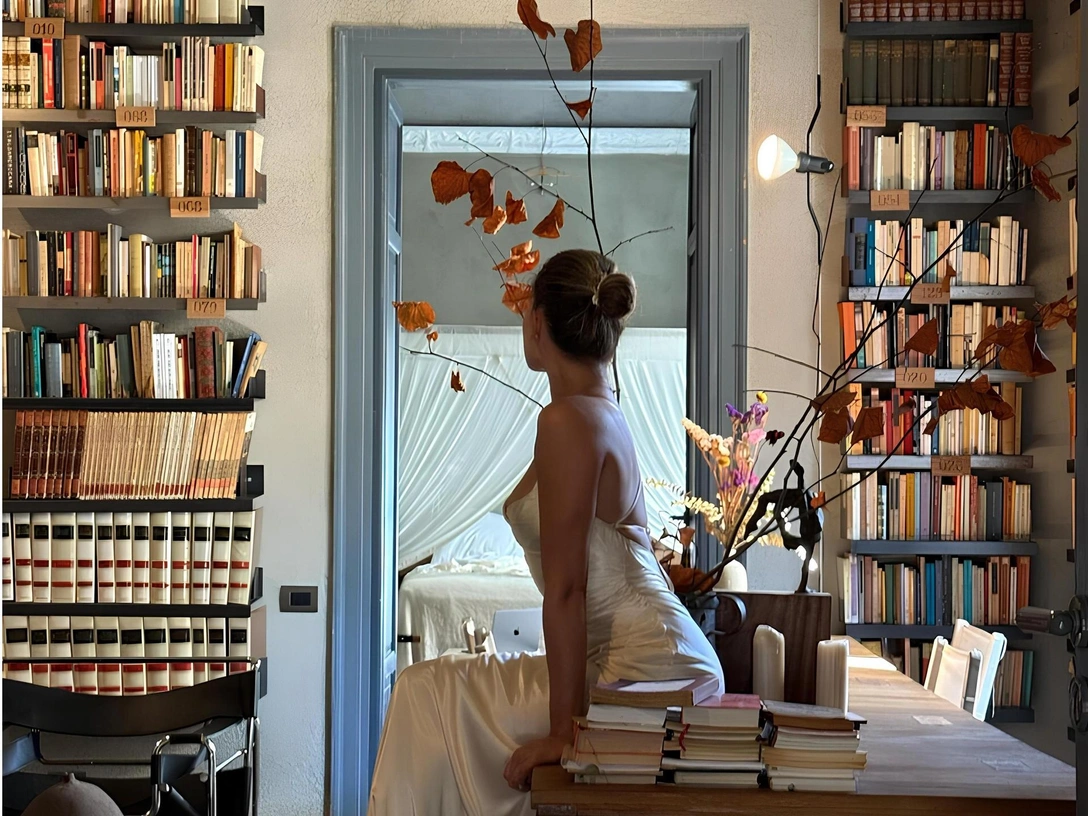 5 книг, которые читают люди с высоким эмоциональным интеллектом | marieclaire.ru