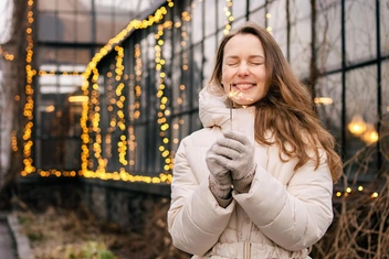 Почему не стоит «забивать» на новогодние ритуалы: 7 неочевидных психологических причин