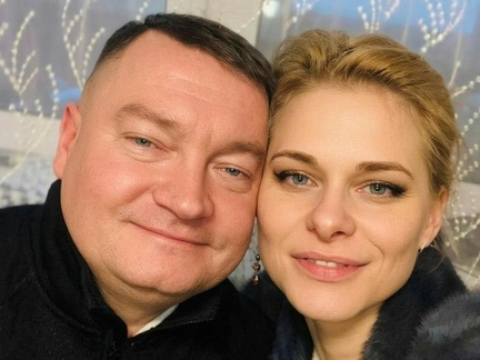 Выносит останки Натальи Божук в пакете, не думая о камерах: бизнесмена Павла Козлова застали во время убийства