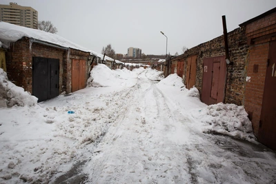В Барнауле после ЧП проверят гаражи во дворах