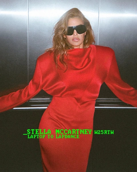 Stella McCartney запускает «шопинг-шоу» с Евой Мендес | Источник: Instagram / Stella McCartney 