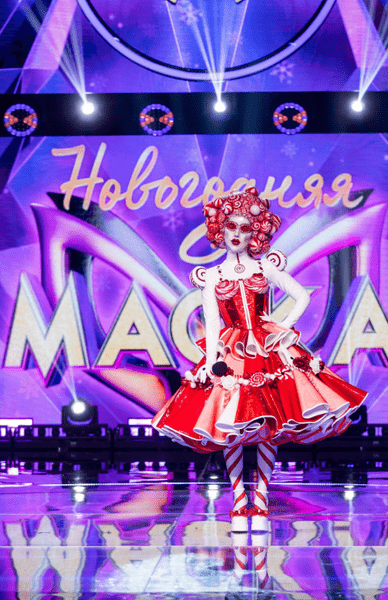 Фото новых костюмов, Билан и Лазарев в жюри, дуэт Барби Валерии и Кена Киркорова: новогоднее шоу «Маска»