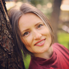 Психолог и автор книг «Ленивая мама» Анна Быкова: «За самостоятельность ребенка мы платим своей тревожностью»