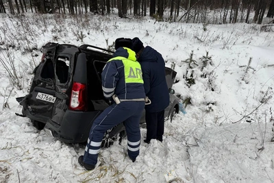 На трассе Пермь-Екатеринбург в ДТП пострадали беременная и ребёнок