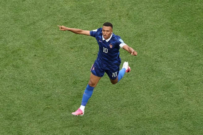Килиан Мбаппе забил уже четыре гола на ЧМ-2026 | Источник: Fifa.com