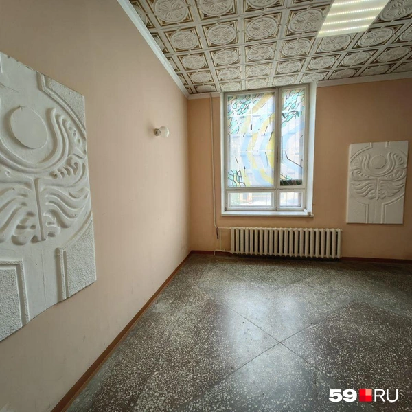 В этом подъезде даже снимали фильм | Источник: Василина Любимова / 59.RU