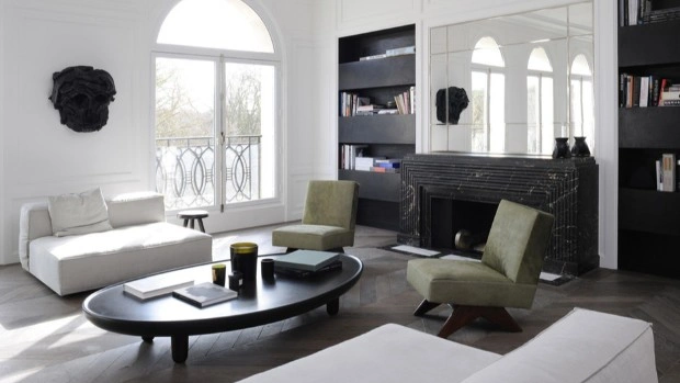 Белый цвет в интерьере: дом в стиле минимализм