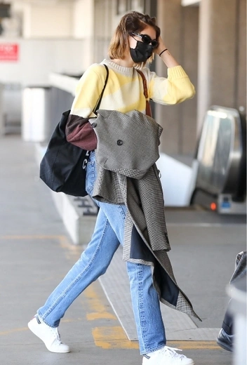 Кайя Гербер в Лос-Анджелесе | marieclaire.ru