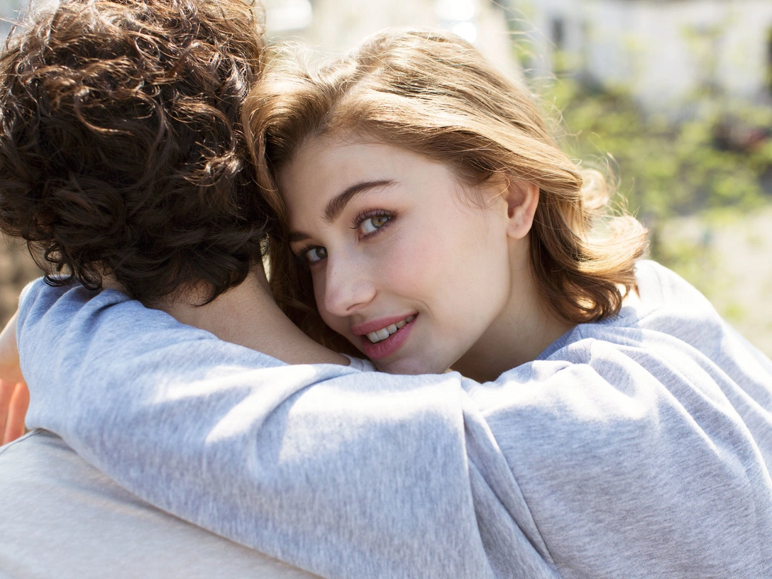 9 причин, почему мы пытаемся исправить мужчину (и почему этого делать не стоит) | marieclaire.ru