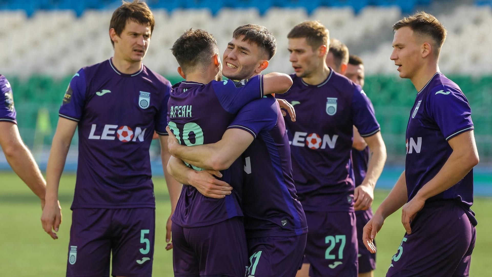 Кто самый крутой в Черниковке? Выбираем лучшего футболиста «Уфы»