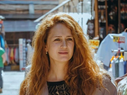 Мать троих сыновей Исакова, Снаткина на коленях у Гилева, Копейкин с пистолетом: кадры сериала «Дети перемен»