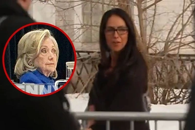 Лорен Боберт подколола Хиллари Клинтон после утечки фото