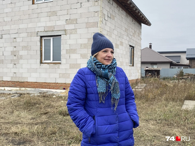 У Натальи трое детей. Скоро они планируют заселяться в новый дом | Источник: Виталий Гущинский