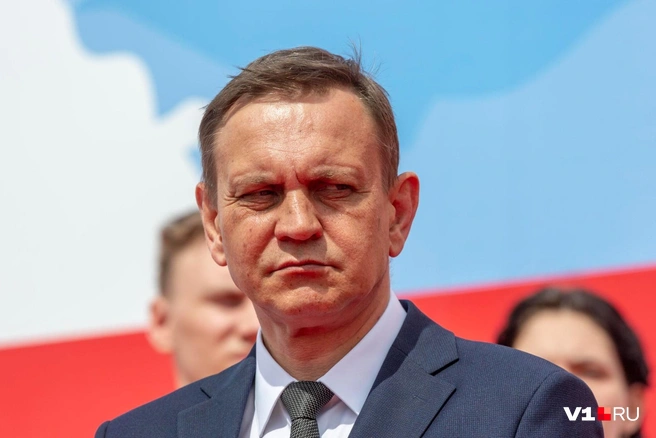 По словам странника, Евгений Харичкин и сам его не принял, и к губернатору не пустил | Источник: Константин Завриков / V1.RU