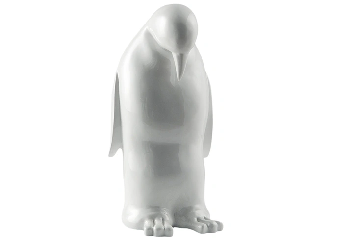 Скульптура Ice Penguin