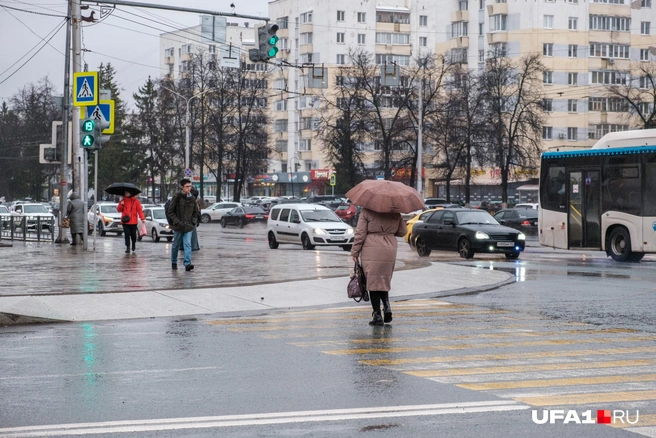 И пешеходов прибавилось | Источник: Булат Салихов / UFA1.RU
