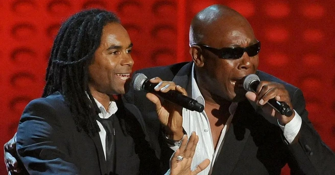 Bill Maher пошутил, что президент не смог заполучить даже Milli Vanilli. | Источник: mega