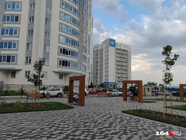 Никакого намека на историю города тут теперь не осталось | Источник: Сергей Гендин / 164.RU