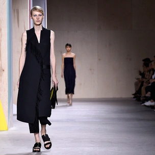 Смотреть он-лайн: показ BOSS на Неделе моды в Нью-Йорке