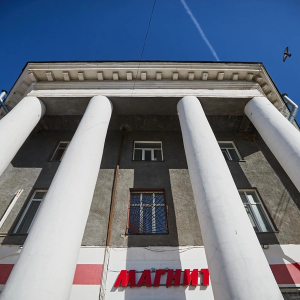 Здание заводоуправления пока никто не трогал | Источник: Александр Ощепков / NGS.ru