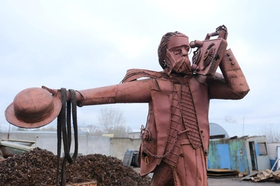 Authorities to return sculptures saved from scrap yard