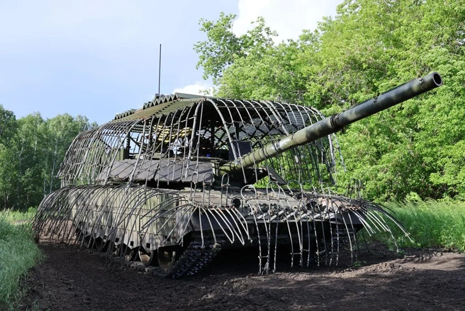 Так сейчас выглядят Т-80 с учетом боевых реалий | Источник: Пресс-служба «Омсктрансмаша»