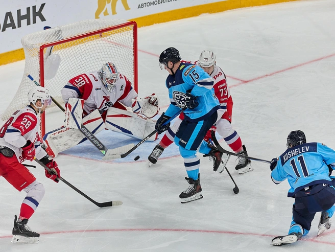 Этот матч стал последней очной встречей команд в текущем регулярном чемпионате | Источник: Александр Ощепков / NGS.RU