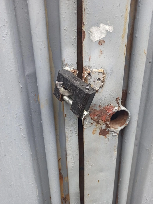 В таком состоянии волонтеры обнаружили замки | Источник: Том Сойер Фест Самара / Vk.com