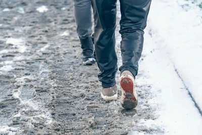 В Ростове началась уборка снега