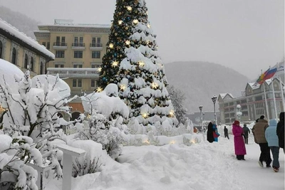 Sochi urges caution amid heavy mountain snowfall