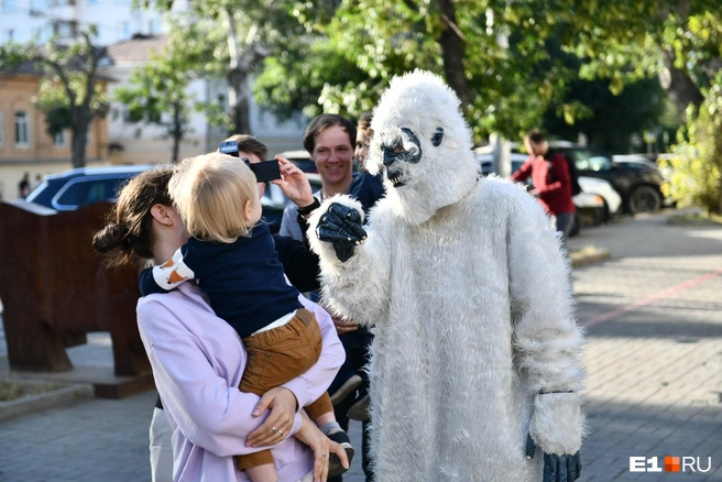 «Бигфут», он же снежный человек, стал символом конкурса из-за сходства с фразой big food — «большая еда» | Источник: Дмитрий Емельянов / E1.RU