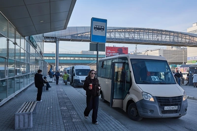 Передача карты через салон: куда жаловаться на грубость в маршрутках