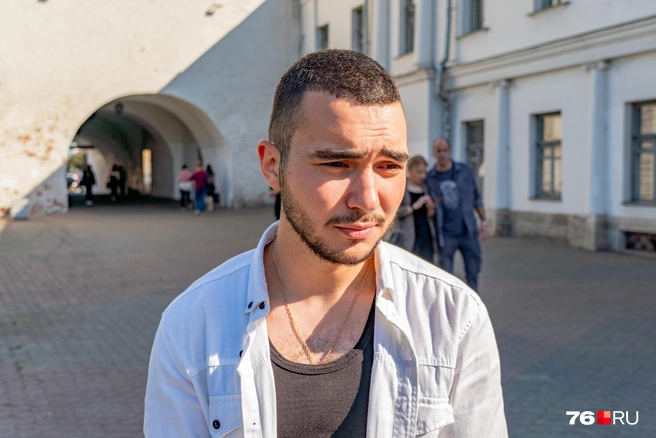 Валерий готов после получения высшего образования поработать в найме, но недолго. В планах у студента&nbsp;— собственный бизнес | Источник: Кирилл Поверинов / 76.RU