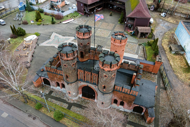 Фридрихсбургские ворота | Источник: Melnikov Dmitriy via Shutterstock/Fotodom.ru