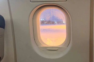 Рейсы в Кольцово массово задерживаются из-за обработки