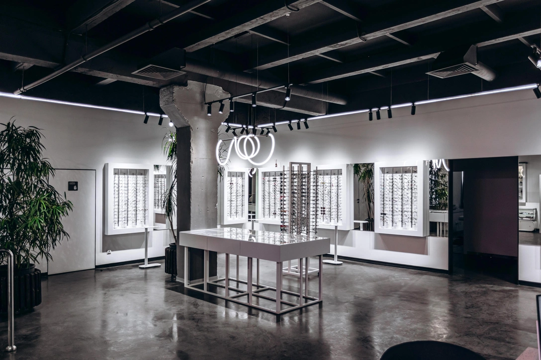 Бетон и продуманный свет: оптика в здании советской АТС в Смоленске | Источник: Марина Куприянова