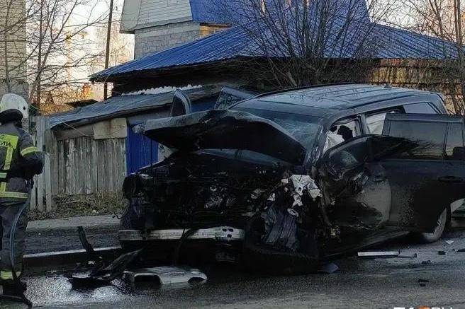 ��������� ����������� � ���� ������ �� Lexus, ������� ���� ������� ���� � �������� �� ���� � ����