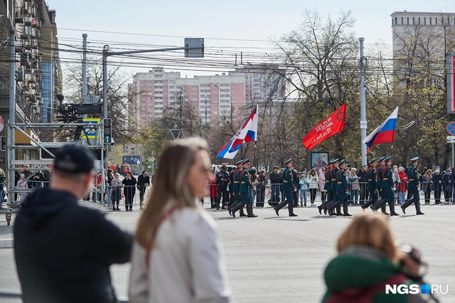 В пятницу югорчане выйдут на улицы, чтобы принять участие в праздновании Дня Победы | Источник: Александр Ощепков / NGS.RU