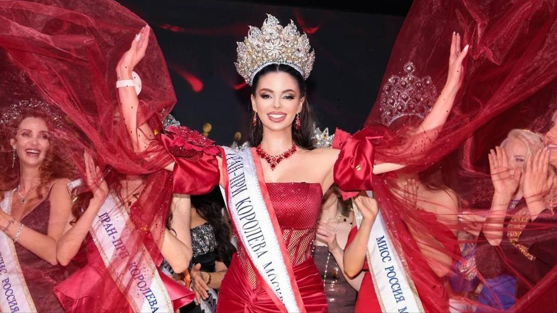 40 фото новой &laquo;Королевы Москвы&raquo; Надежды Шаниной&nbsp;&mdash; леди-босс с фигурой топ-модели